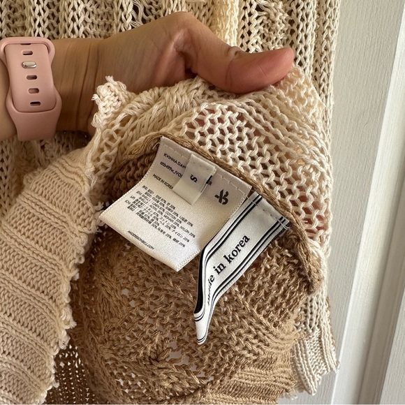 Andersson Bell Colorblock Perforated Fisherman Crew Neck Sweater Cream Sz Small - Picture 7 of 7